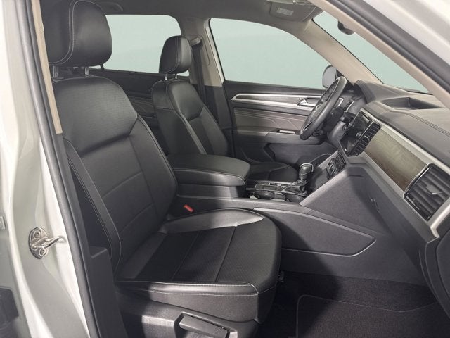 2022 Volkswagen Atlas 2.0T SE w/Technology