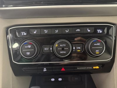 2022 Volkswagen Atlas 3.6L V6 SE w/Technology