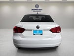 2013 Volkswagen Passat SE