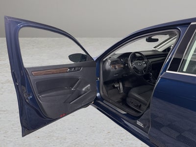 2020 Volkswagen Passat 2.0T SEL