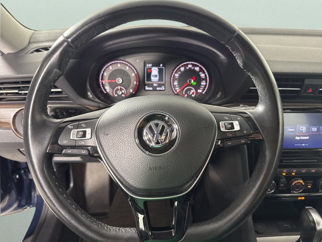 2020 Volkswagen Passat 2.0T SEL