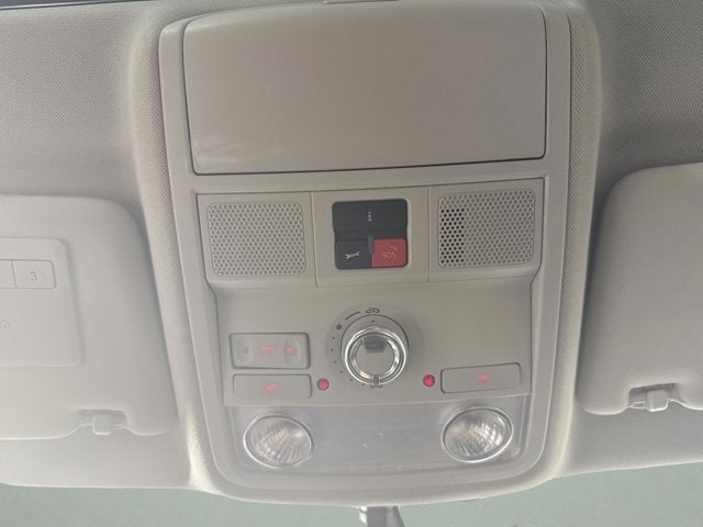 2017 Volkswagen Passat 1.8T SE w/Technology