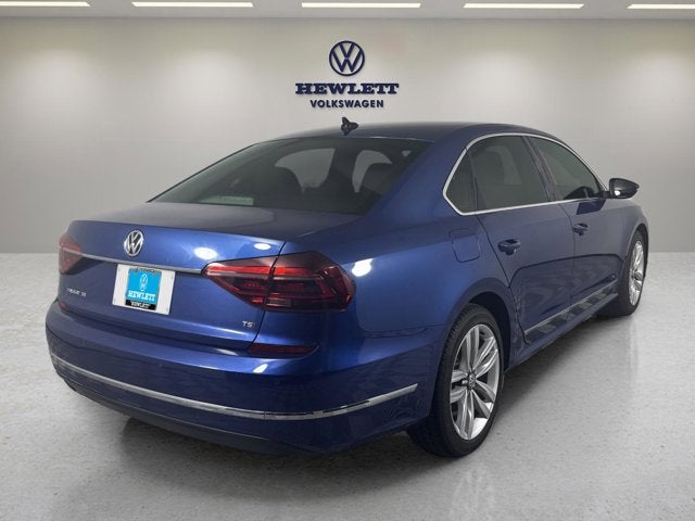 2017 Volkswagen Passat 1.8T SE w/Technology
