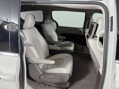 2021 Chrysler Pacifica Hybrid Touring L