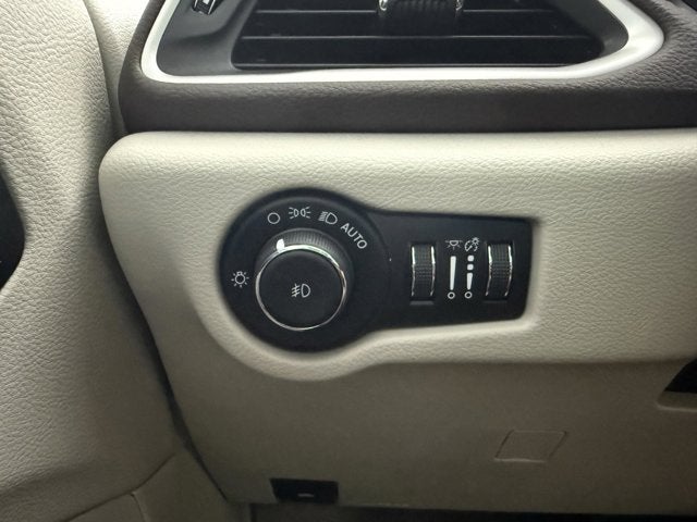 2021 Chrysler Pacifica Hybrid Touring L