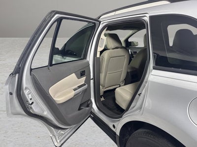 2012 Ford Edge SE