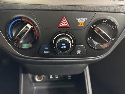 2019 Hyundai Accent SE