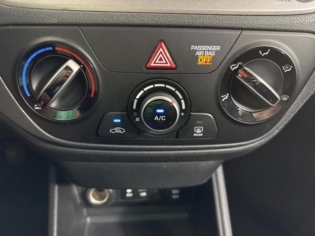 2019 Hyundai Accent SE