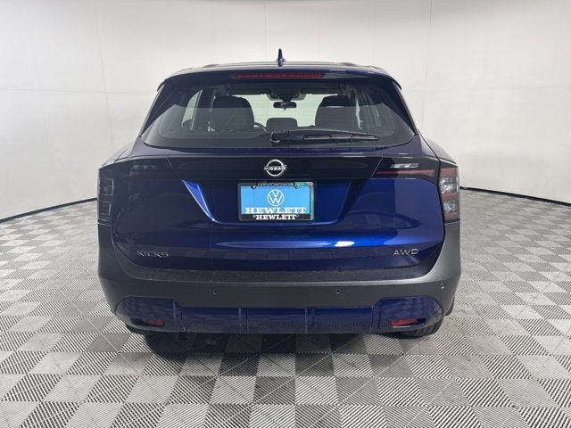 2025 Nissan Kicks S