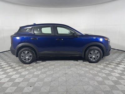 2025 Nissan Kicks S