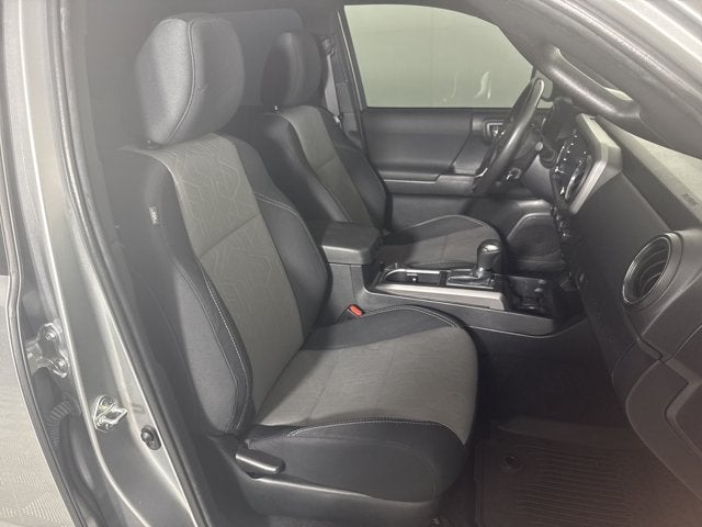 2022 Toyota Tacoma 4WD TRD Off Road