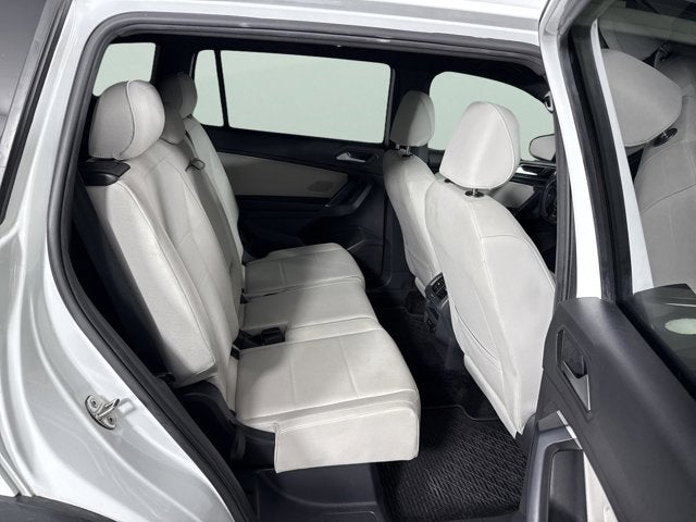 2020 Volkswagen Tiguan SE R-Line Black