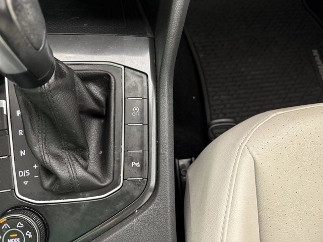 2020 Volkswagen Tiguan SE R-Line Black