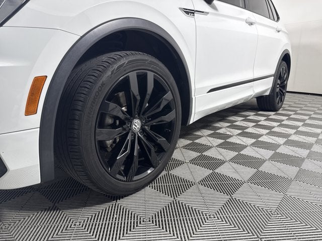 2020 Volkswagen Tiguan SE R-Line Black