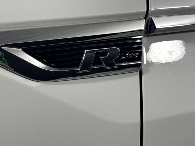 2020 Volkswagen Tiguan SE R-Line Black