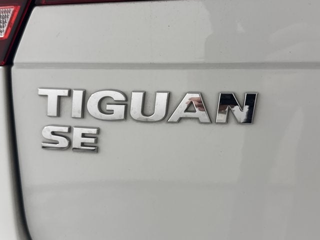 2020 Volkswagen Tiguan SE R-Line Black