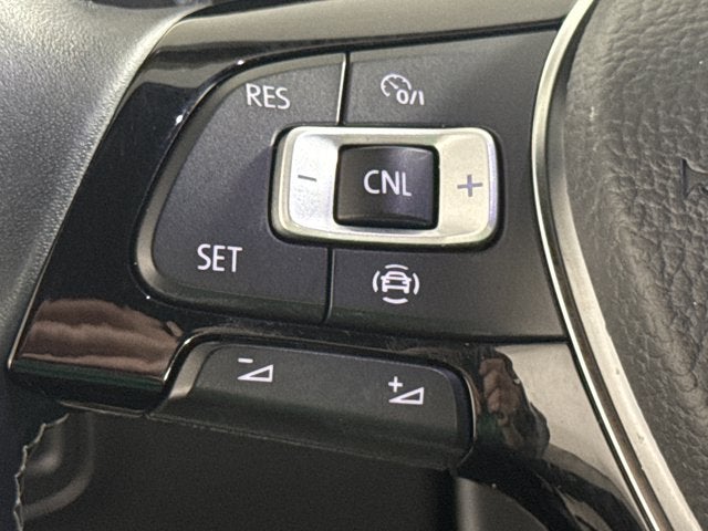 2020 Volkswagen Tiguan SE R-Line Black