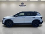 2026 Volkswagen Taos SE Black