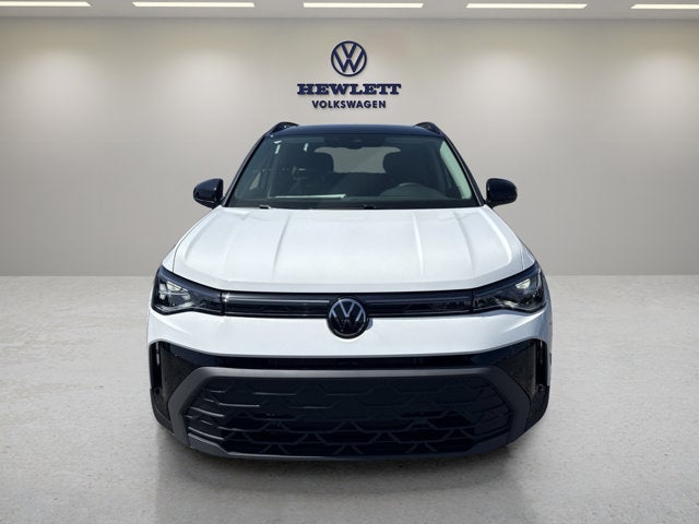 2026 Volkswagen Taos SE Black
