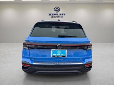 2026 Volkswagen Taos SE Black