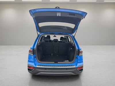 2026 Volkswagen Taos SE Black