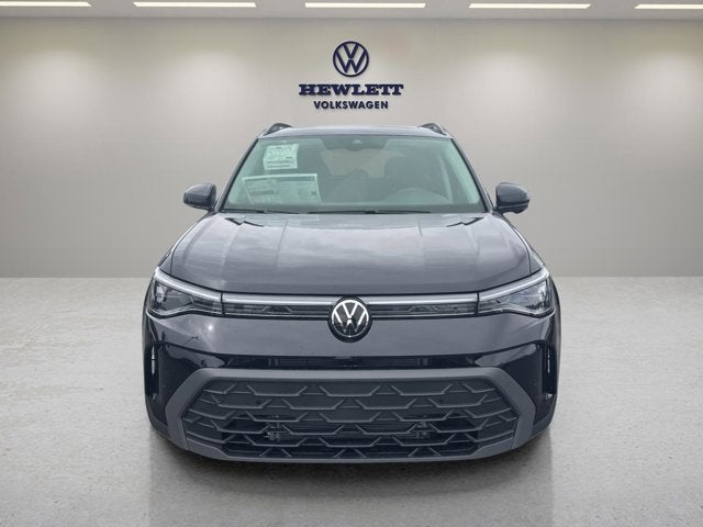 2026 Volkswagen Taos SE Black