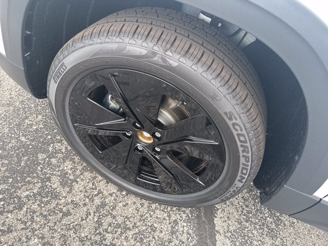 2026 Volkswagen Taos SE Black