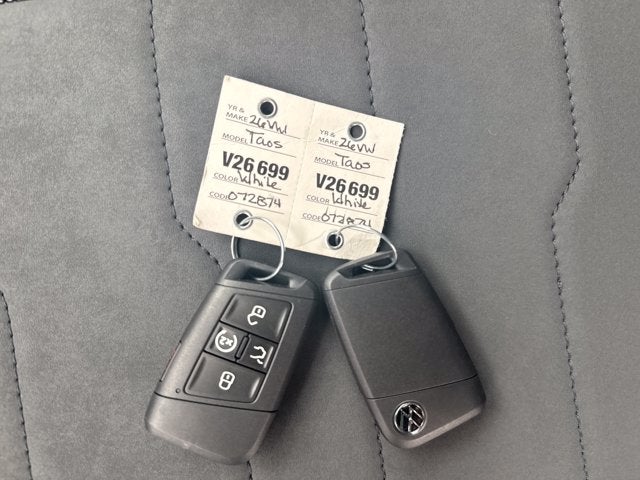 2026 Volkswagen Taos SE Black