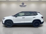 2026 Volkswagen Taos SE Black