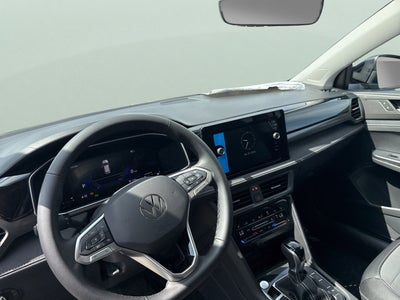 2026 Volkswagen Taos SE Black
