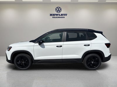 2026 Volkswagen Taos SE Black