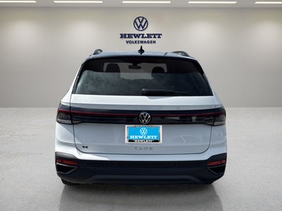 2026 Volkswagen Taos SE Black