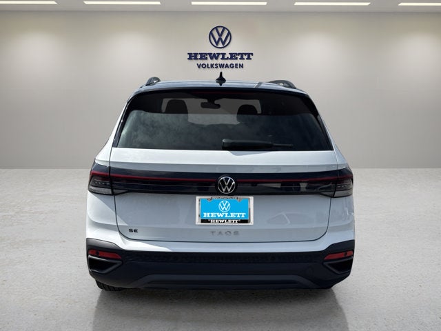 2026 Volkswagen Taos SE Black