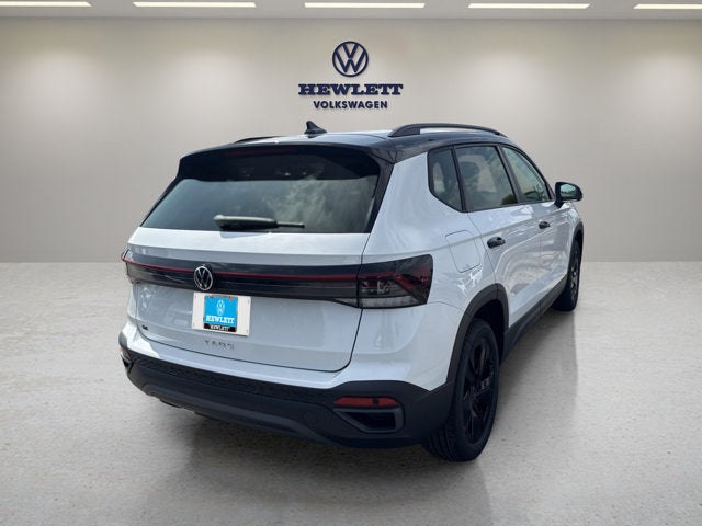 2026 Volkswagen Taos SE Black