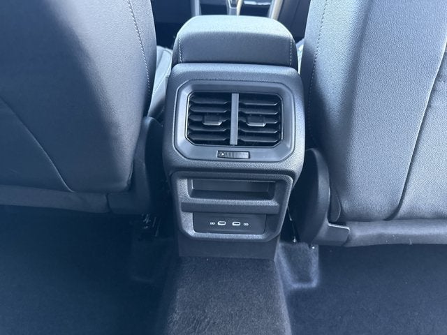 2026 Volkswagen Taos SE Black