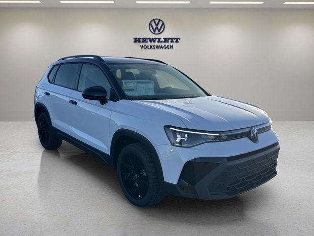 2026 Volkswagen Taos SE Black