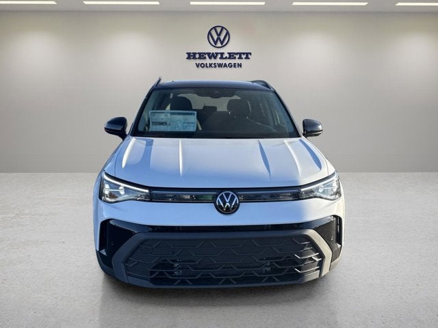 2026 Volkswagen Taos SE Black