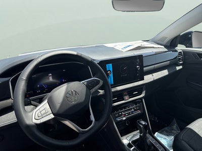 2026 Volkswagen Taos SE Black