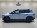 2026 Volkswagen Taos SE Black