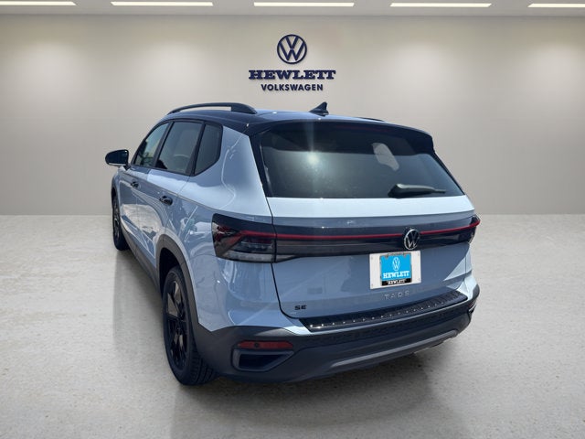 2026 Volkswagen Taos SE Black