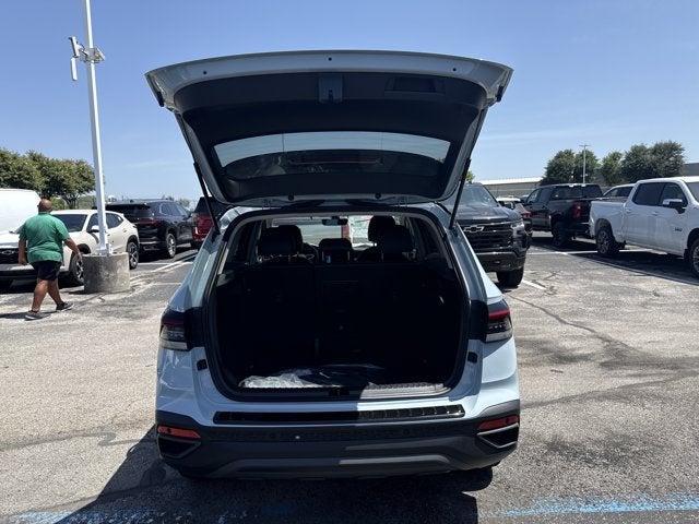 2026 Volkswagen Taos SE Black