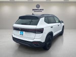 2026 Volkswagen Taos SE Black