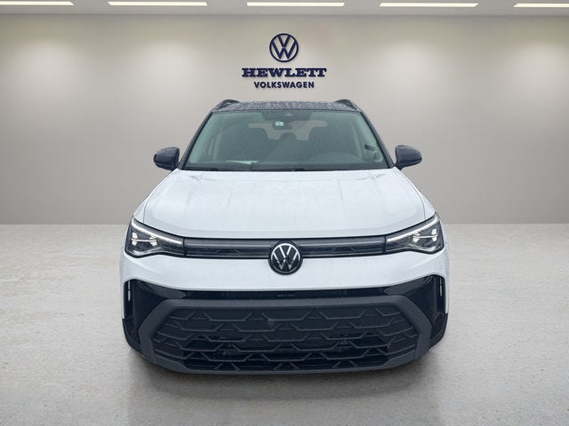 2026 Volkswagen Taos SE Black