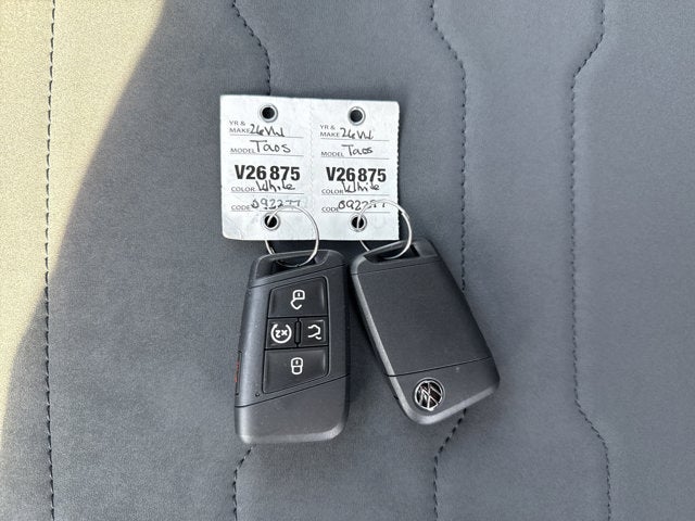 2026 Volkswagen Taos SE Black