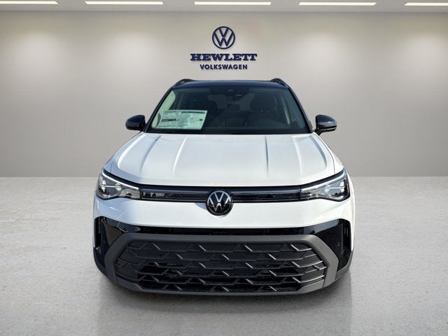 2026 Volkswagen Taos SE Black