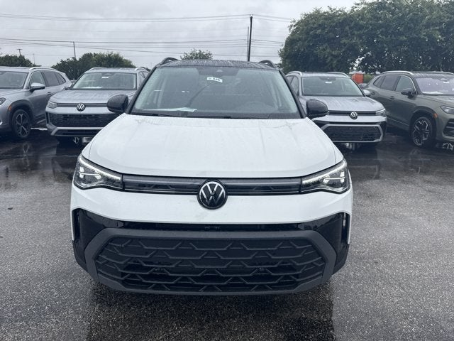 2026 Volkswagen Taos SE Black