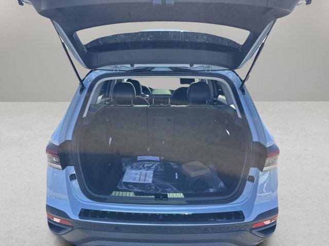 2026 Volkswagen Taos SE Black