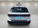 2026 Volkswagen Taos SE Black