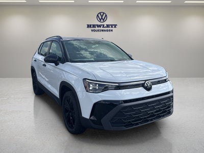 2026 Volkswagen Taos SE Black