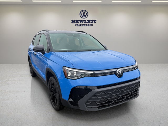 2027 Volkswagen Taos SE Black